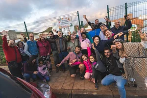 El grupo con autoridades municipales